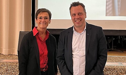 Marie Theres Kastenholz und Bürgermeister Sacha Reichelt.