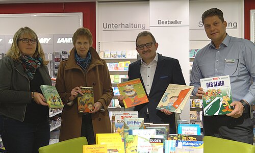 Übergabe Antolin-Bücher 