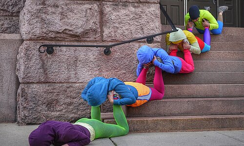 Willi Dorner: bodies in urban spaces. Fotografin: Lisa Rastl
