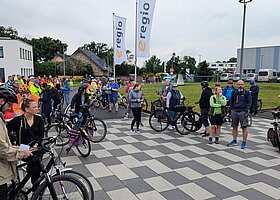 Start der Burgenfahrt