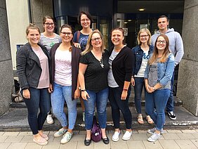: v.l.n.r. Nadja Schaeben, Daniela Pohl, Laura Gielata, Saskia Franz, Regina Königsfeld, Kinga Pintea-Fazakas, Kathrin Nerbas, Tamara Babucke und Antonio Dragicevic : v.l.n.r. Nadja Schaeben, Daniela Pohl, Laura Gielata, Saskia Franz, Regina Königsfeld, Kinga Pintea-Fazakas, Kathrin Nerbas, Tamara Babucke und Antonio Dragicevic