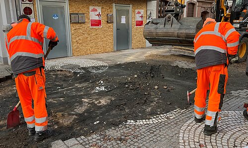 Arbeiten auf der Neustraße. 