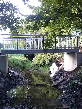 Neue Brücke über den Mitbach Neue Brücke über den Mitbach