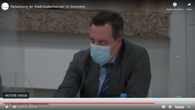 Ein Bild von Bürgermeister Sacha Reichelt aus dem Livestream der letzten Ratssitzung.