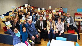 Übergabe Buchgeschenk 4L-Projekt Rotary-Club Euskirchen-Burgfey