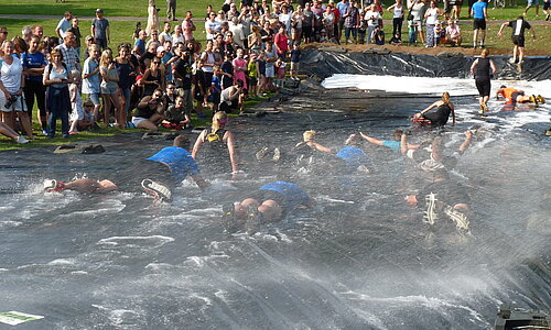 Wasserrutsche beim Max Buddels Fun-Lauf 2019