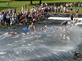 Wasserrutsche beim Max Buddels Fun-Lauf 2019 Wasserrutsche beim Max Buddels Fun-Lauf 2019