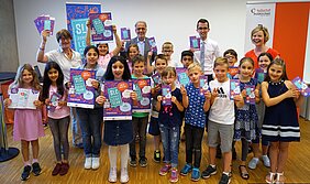Start des Sommerleseclubs mit der Paul-Gerhardt-Schule Start des Sommerleseclubs mit der Paul-Gerhardt-Schule