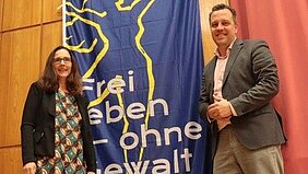 Gleichstellungsbeauftragte Barbara Brieden mit Bürgermeister Sacha Reichelt Gleichstellungsbeauftragte Barbara Brieden mit Bürgermeister Sacha Reichelt