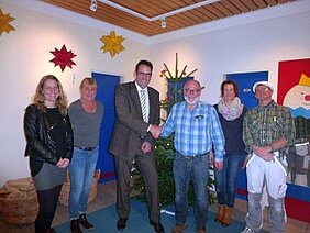Spendenuebergabe Schoener Flur Spendenuebergabe Schoener Flur