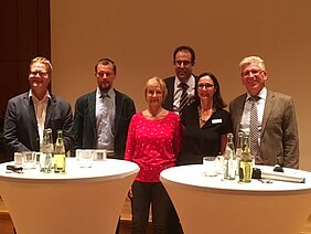 Bild: v.l.n.r.: Jörg Zerche, Dr. Christian Jost, Ute Pellicciotta, Johannes Winckler, Barbara Brieden und Alfred Jaax Bild: v.l.n.r.: Jörg Zerche, Dr. Christian Jost, Ute Pellicciotta, Johannes Winckler, Barbara Brieden und Alfred Jaax