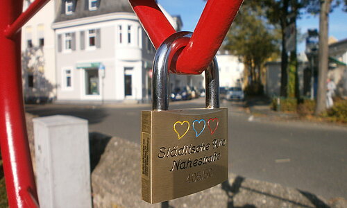 Schlossherz am Kinderspielplatz am Annaturmplatz
